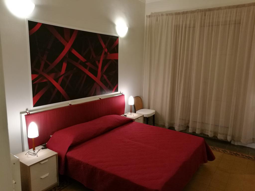 Ursino Rooms Apartment Catania Ngoại thất bức ảnh